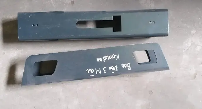 Bas đèn xinhan 3 màu Komatsu GC97256348