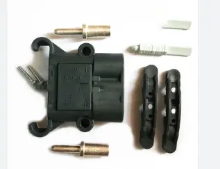 Giắc sạc trong xe 9519910