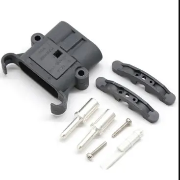 Giắc cắm sạc trong xe