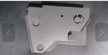 Bas bắt puly ty trên xe R GC1874405532